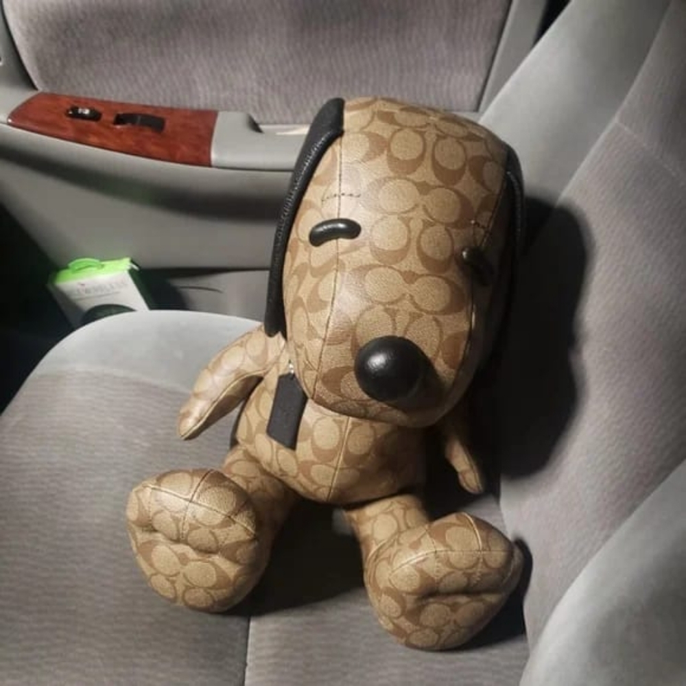 COACH X PEANUTS Snoopy Large Plush Doll SIGNATURE Canvas & Leather with receipt